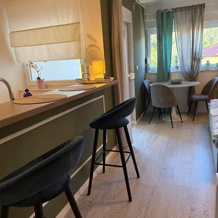 דירה Rab Ground Floor 32 M2 *