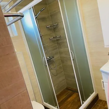 Apartament Rab Ground Floor 32 M2 *